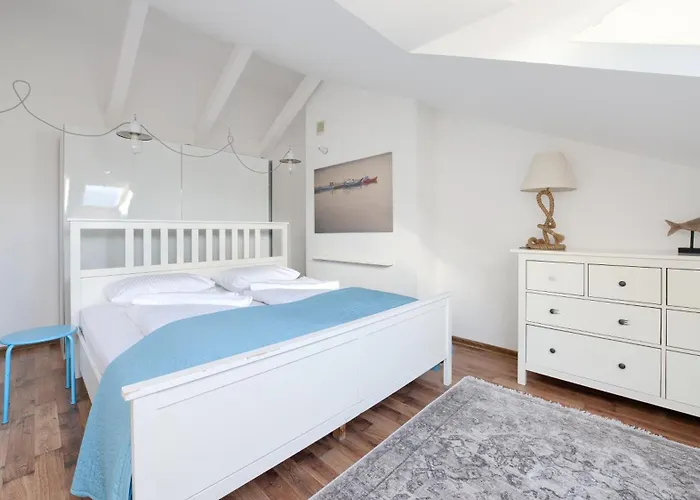 Mistral, Sun & Snow *